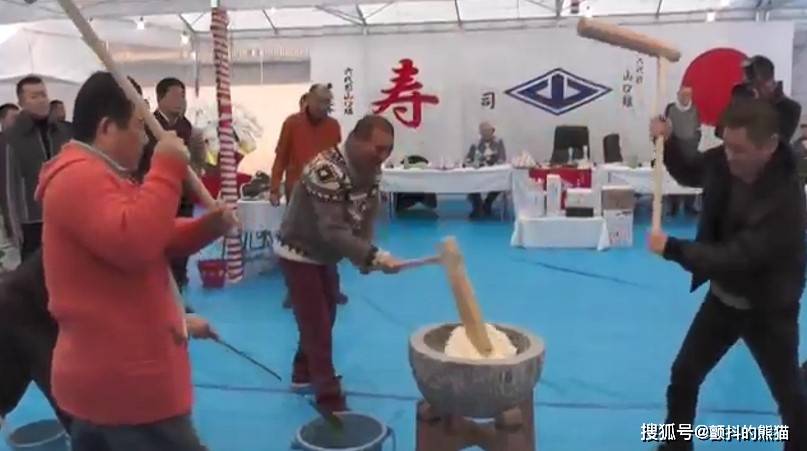 原創當黑社會遇上奢侈品：山口組元旦搗年糕，成了頂級奢侈品秀場