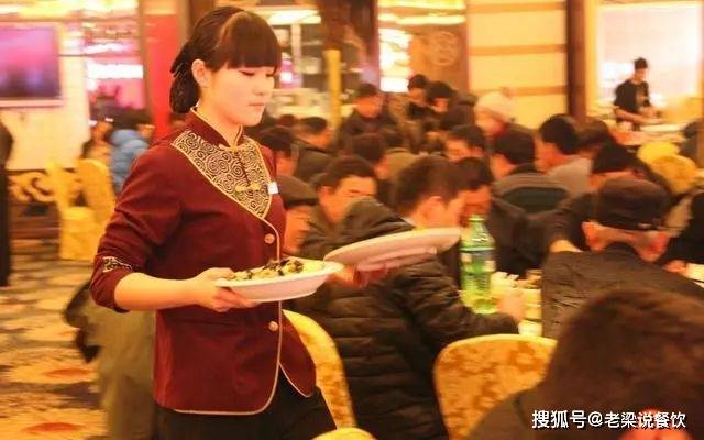 健康餐饮：如何打造爆款菜单！抓住年轻女性客群？