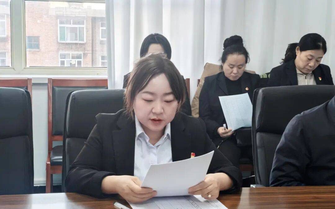黨建引領聚合力 深查細改促育人----忻州市實驗小學黨支部召開2025年度組織生活會